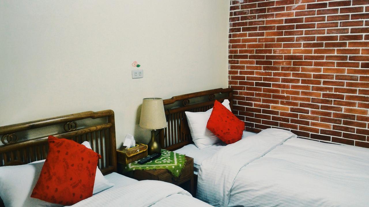 Love Nostalgia No. 53 B&B Цзіньчен Екстер'єр фото
